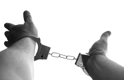 等不及？川普放寬輝達H200出口之際　美司法部逮2名走私中國男
