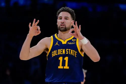 ▲前金州勇士明星射手「K湯」Klay Thompson轉戰達拉斯獨行俠，他將攜手Luka Doncic、Kyrie Irving等好手，力拼助隊奪下隊史第2座冠軍。（圖／美聯社／達志影像）