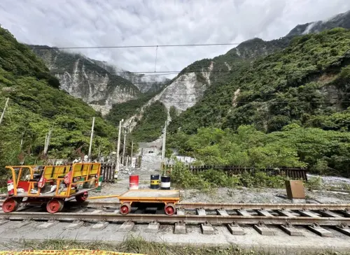 ▲花蓮和仁至崇德段單線通車，台鐵估年底搶通。（圖／台鐵）