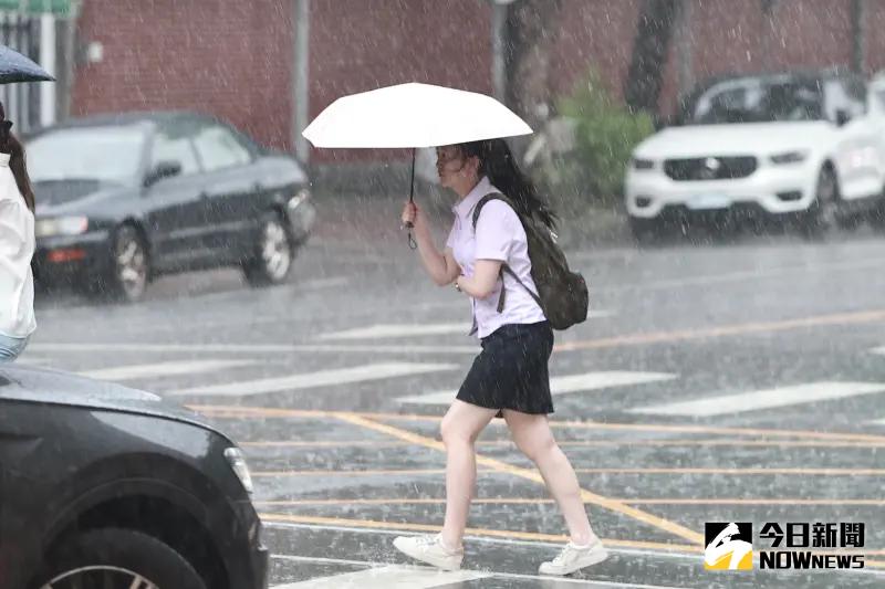 ▲未來一週台灣水氣偏多，降雨機率提高，尤其北部、東北部地區的雨勢較大，也要留意可能有颱風生成。（圖／記者葉政勳攝）