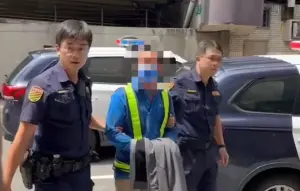 鋼樑砸爛忠孝橋!聯結車超載10公噸 駕駛遭上銬移送畫面曝