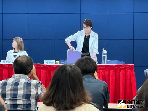 黃珊珊趕回黨部查帳　「記者會有必要就會開、沒有主席下不下令」
