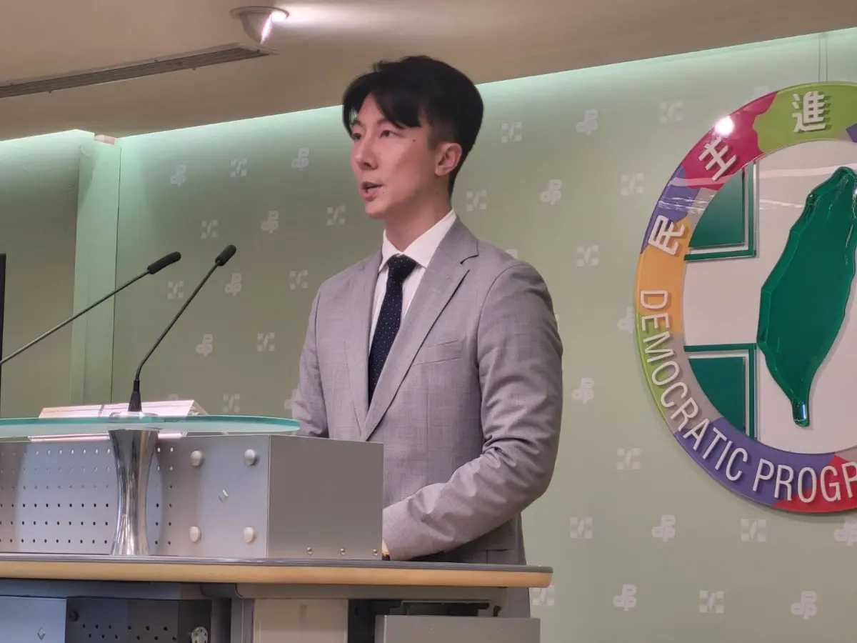 ▲吳崢表示，對於不實連署，民進黨會提起因應對策，讓黨中央成為立委最堅強的後盾。（圖／記者陳佩君攝，2024.08.21）