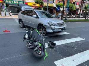 疑迴轉沒在看！新北休旅車撞飛直行機車　釀57歲騎士噴飛腿骨折
