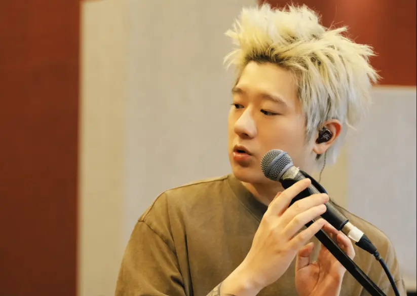 ▲中國大陸饒舌歌手王以太日前傳出用「中國台北」宣傳演唱會，遭陸委會禁止入境。今（27）日主辦方發出3點聲明澄清，直喊「好冤枉」。（圖／王以太微博）