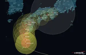 ▲珊珊颱風路徑還有許多不確定性，短期仍是以侵襲日本為主。（圖／「台灣颱風論壇｜天氣特急」臉書）