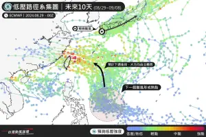 ▲長期看會往「台灣～中國華東」一帶前進。（圖／取自「台灣颱風論壇｜天氣特急」粉專）