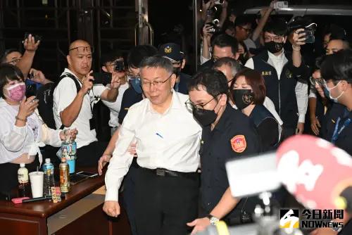 「柯文哲快被押了！」前幕僚：被告4人有3人在裡面他怎逃得掉？
