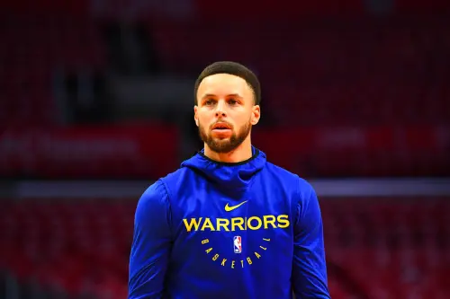 Stephen Curry熱身賽傳傷情！進每日觀察名單　美媒曝X光檢查結果
