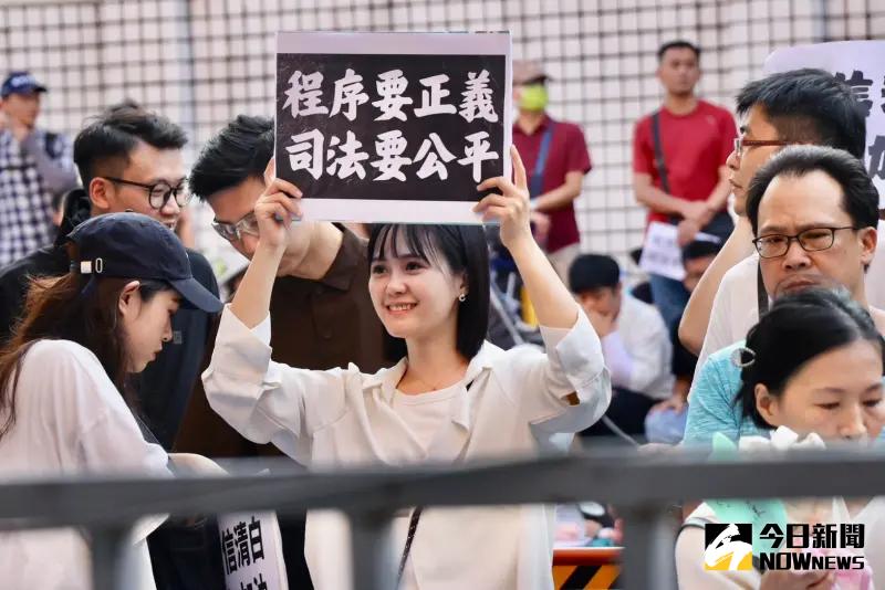 ▲民眾黨新聞部主任吳怡萱曾罵柯文哲的言論被掀出。(圖/記者李政龍攝,2024.08.31)