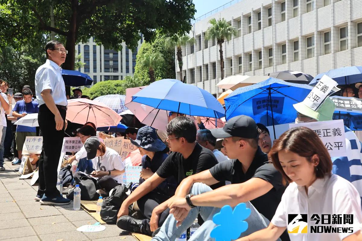 台派轟小草圍北檢搞民粹 民眾黨嗆蔡英文也曾到地檢署靜坐