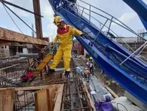 高雄三井購物中心工地傳意外！塔吊倒塌釀1死1傷　勞工局勒令停工
