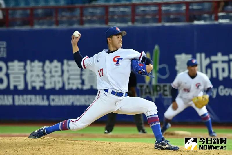 ▲U18亞洲青棒錦標賽「台韓大戰」中華隊先發投手陳睦衡表現優異，備受國內外球隊關注，未來很可能旅外挑戰。（圖／特約記者林柏年攝）