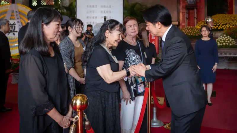 ▲賴清德赴忠烈祠主持「中華民國113年秋祭忠烈殉職人員典禮」。(圖/總統府提供)
