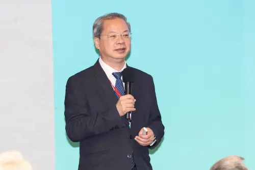 經濟部長將換人？財經網美：一開始就派龔明鑫　民調不會崩成這樣
