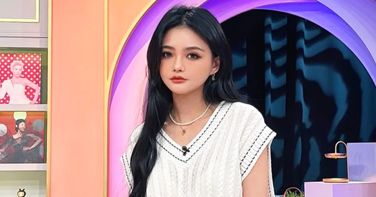 ▲夏黃廉盈外型神似女星大S，過去多以名媛貴婦形象示人，近期卻被前夫爆料偷錢；夏黃廉盈神隱多日終於出面回應，曝光自己的行蹤。（圖／夏黃廉盈IG）