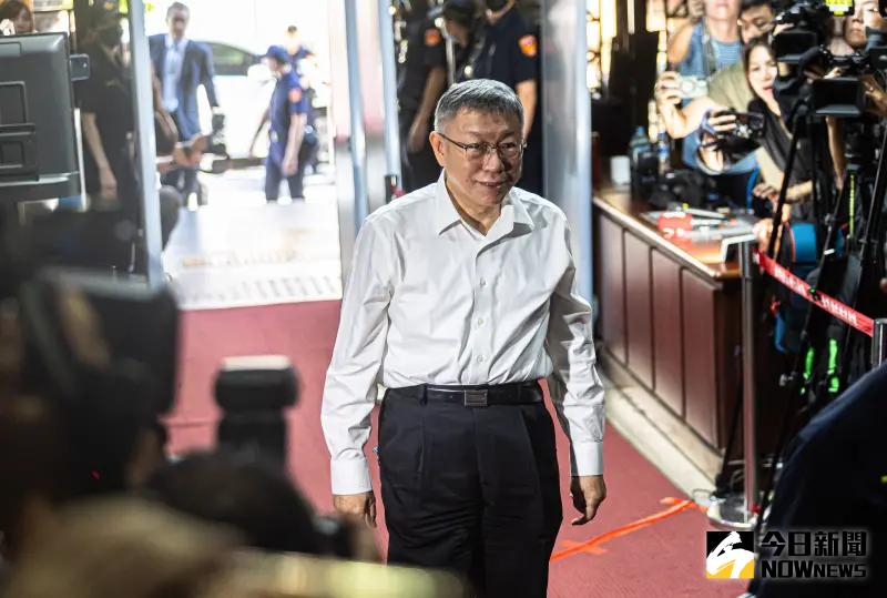 ▲柯文哲過去曾稱「當市長有人捐錢,結果隔天又拿陳情案來,執政還要大聲就很困難」,讓柯昱安表示以前都以為只是比喻。(圖/記者葉政勳攝)