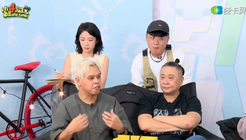 ▲昨（5）日曾擔任過節目製作人的阿良和元老成員邰智源在直播中表示，第一代成員已經退役。（圖／翻攝自「木曜4超玩」YT）