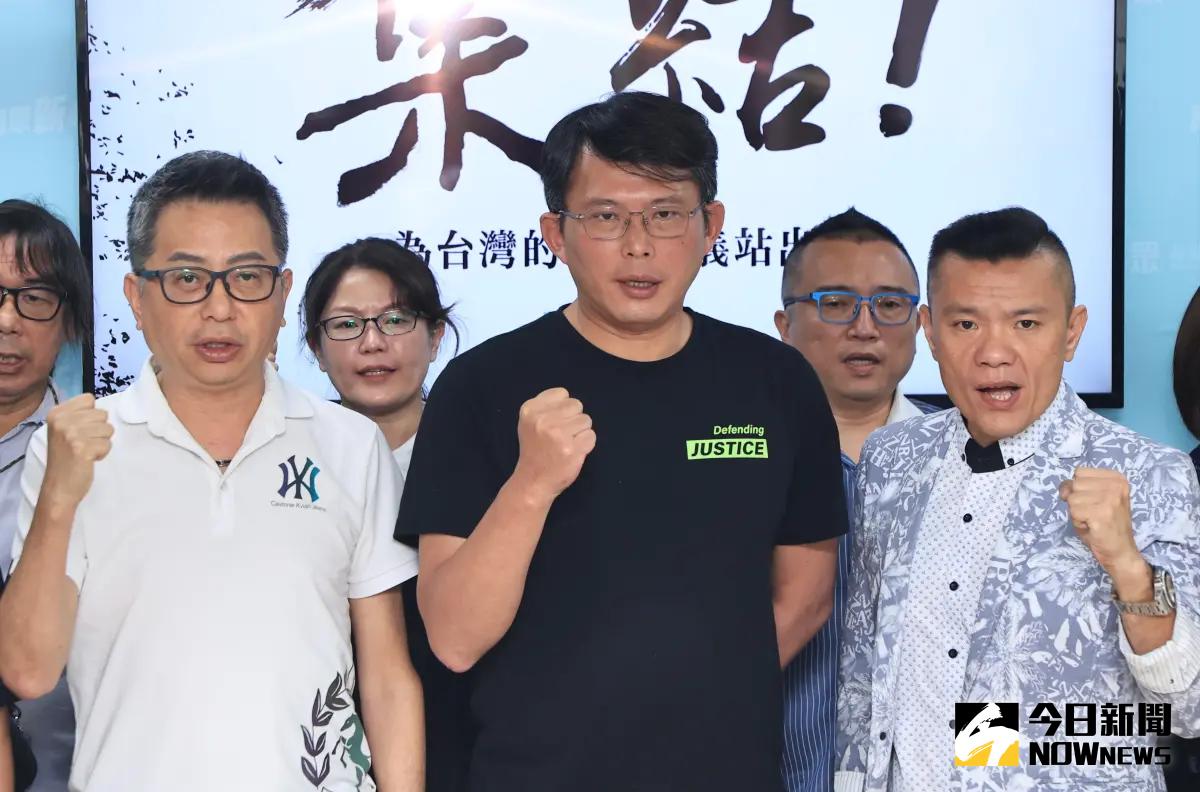 民眾黨力挺柯文哲！號召群眾濟南路集會 喊話：為公平正義而戰