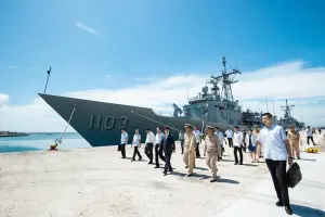 賴清德赴澎湖慰勞國軍　中共17機艦船台海周邊活動嗆聲
