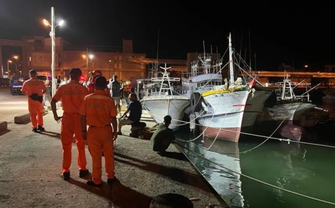 ▲本月7日下午，澎湖縣馬公市一名74歲陳姓船長，於上岸時不慎失足落海，尋獲時已明顯死亡。（圖／翻攝畫面）