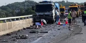 國3通霄段事故！拖吊車路肩救援慘遭追撞　2駕駛噴飛雙雙身亡
