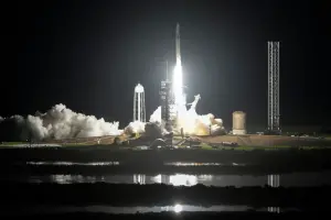 影／首次民間太空漫步出任務！SpaceX發射成功　北極星黎明啟動
