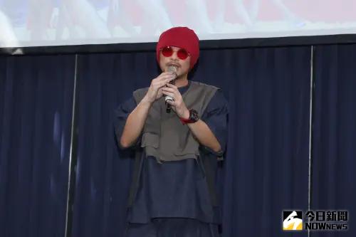 ▲黃明志（如圖）在謝侑芯猝死後發表聲明，卻被謝侑芯的經紀人打臉，案情至今尚未明朗。（圖／記者朱永強攝）