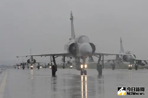 ▲新竹基地幻象2000戰機。(圖/記者呂炯昌攝) ▲新竹基地幻象2000戰機。(圖/記者呂炯昌攝)