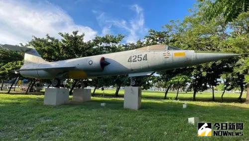 ▲臺南市安平港濱歷史公園舉行「除役軍機臺南展示」，圖為F-104A星式戰鬥機。（圖／記者莊全成攝，2024.09.12）