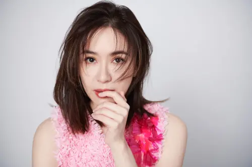 蔡依珊挑戰快問快答!認了不想工作、愛鹹酥雞 連洗澡習慣都說了