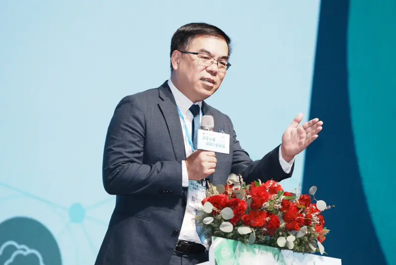 ▲環境部部長彭啓明指出,今年碳費制度先行,政府會積極成為氣候淨零的整合者與推動者,協助產業體質調整及提升國際永續競爭力。(圖/高市府)