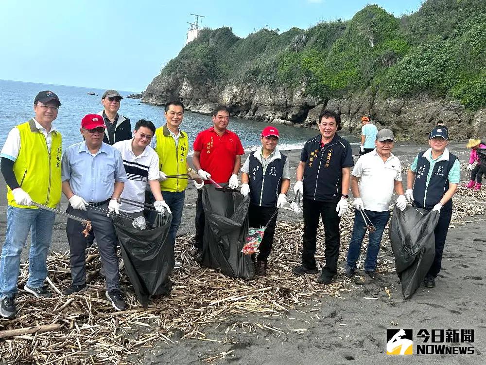 疼惜高雄沿海岸際！台電大林發電廠舉辦小港區鳳鼻頭海灘淨灘