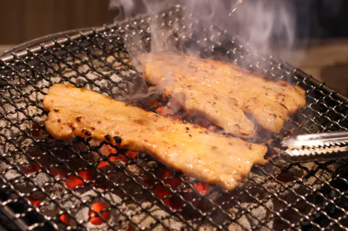 最邪惡不是香腸！中秋節烤肉「1食材」胖爆　營養師秀熱量圖鑑
