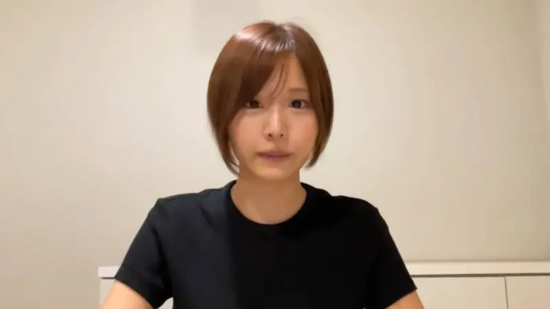 ▲日本AV女優本鄉愛和已婚遊戲實況主加藤純一在美國約會被拍，女方PO道歉影片承認不倫說。（圖／本鄉愛 YouTube）