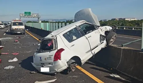 國道3號車禍！小客車自撞護欄、分隔島　駕駛傷重命危送醫搶救
