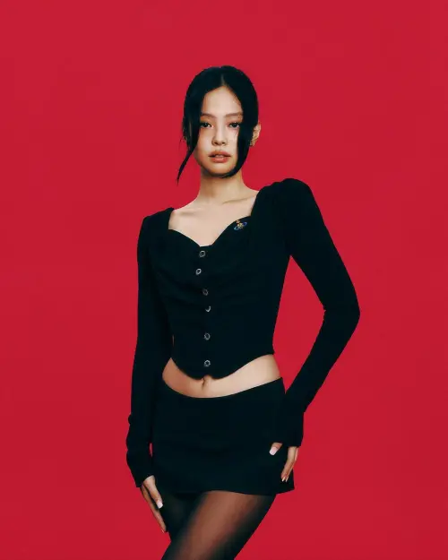 ▲Jennie成為美國大型唱片公司「哥倫比亞唱片（Columbia Records）」旗下歌手，預計10月發單曲。（圖／Jennie IG）