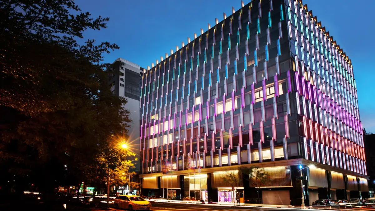 ▲國旅房價113年均價2960，較上（112）年少35元。（圖／高市府觀光局提供）