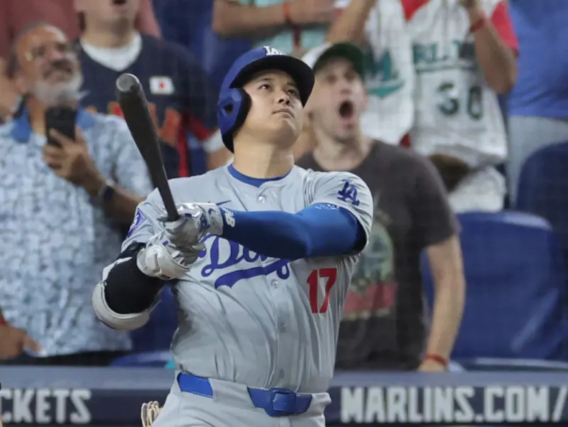 ▲MLB洛杉磯道奇日籍強打大谷翔平在比賽中，敲出本季第54轟。（圖／美聯社／達志影像）