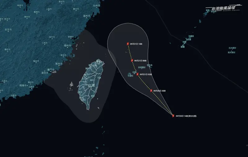 ▲熱帶低壓90Ｗ，預估會穿越日本石垣島，日本氣象廳有可能升格為颱風。（圖／取自「台灣颱風論壇｜天氣特急」）