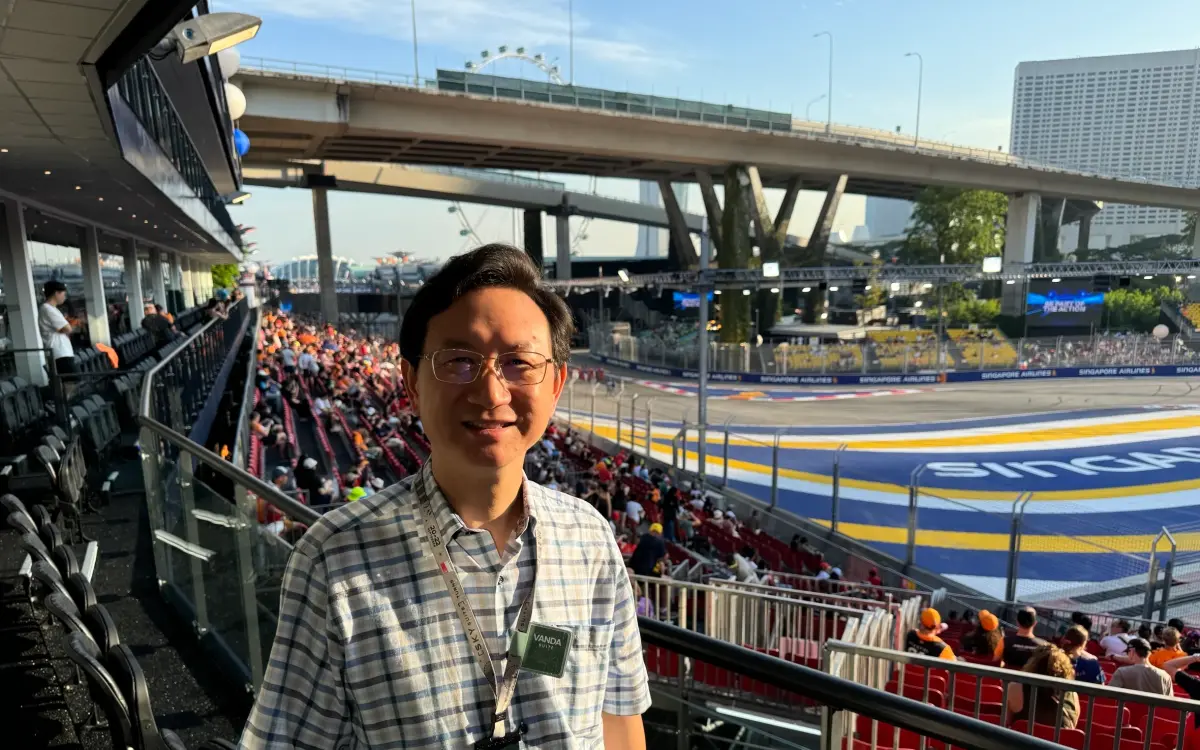 ▲我國駐新加坡代表童振源指出台灣可以效仿的星國旅遊方面五個優點。（圖／翻攝自臉書）