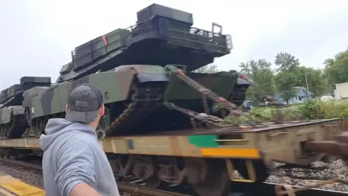 首批採購M1A2T戰車運送畫面曝光！在美鐵路啟運　年底海運返台
