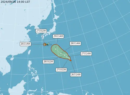 ▲中央氣象署表示，熱帶性低氣壓TD21距離成颱、北上仍有一段時間。（圖／翻攝中央氣象署）