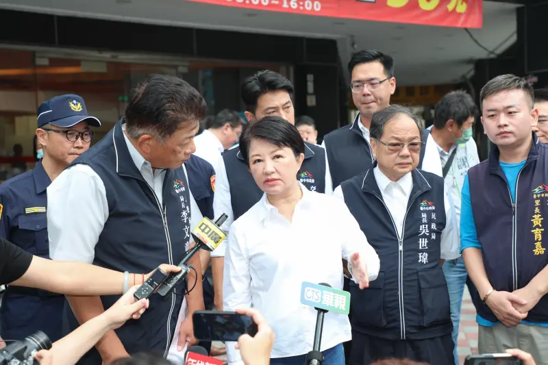 ▲台中市長盧秀燕今早到路口視察「公車大執法」執行情形。（圖／台中市政府提供，2024.09.27）