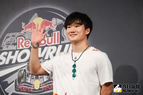 ▲角田裕毅出席Red Bull Showrun Taichung 封街賽車展演。（圖／記者陳明安攝，2024.09.28）