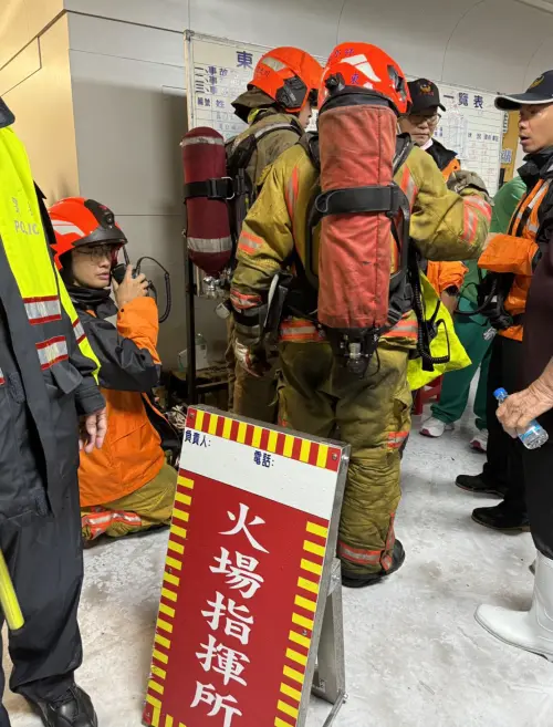 屏東縣長周春米趕赴醫院現場,並表示衛生局已啟動大量傷患處理機制。(圖/翻攝周春米臉書) ▲屏東縣長周春米趕赴醫院現場,並表示衛生局已啟動大量傷患處理機制。(圖/翻攝周春米臉書)