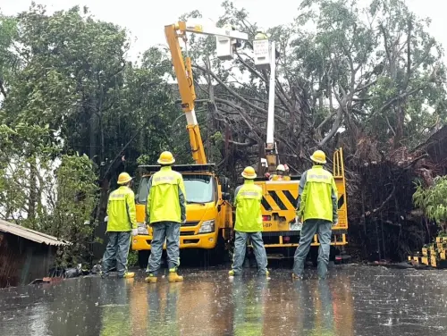 山陀兒登陸　高雄14萬戶停電台電跨區搶修拚今夜復電5成
