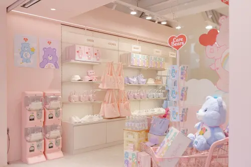 ▲Grace Gift在西門町開幕「Care-A-Lot粉紅小屋」Care Bears專賣店。（圖／Grace Gift提供）