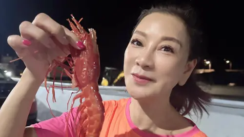 ▲楊繡惠（如圖）與家人飛往日本沖繩度假，9個人吃一頓海產就花費2萬元台幣。（圖／翻攝自楊繡惠臉書）