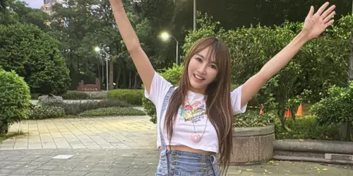 ▲被封為「財富女神」的王宥忻,年紀輕輕就擁有10億身家,近期與離婚1年的總裁前夫復合,還甜喊:「幸福得不像話。」(圖/王宥忻財富女神 臉書) ▲被封為「財富女神」的王宥忻,年紀輕輕就擁有10億身家,近期與離婚1年的總裁前夫復合,還甜喊:「幸福得不像話。」(圖/王宥忻財富女神 臉書)